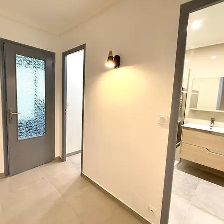 Будинок відпочинку Center - 4 People Антіб